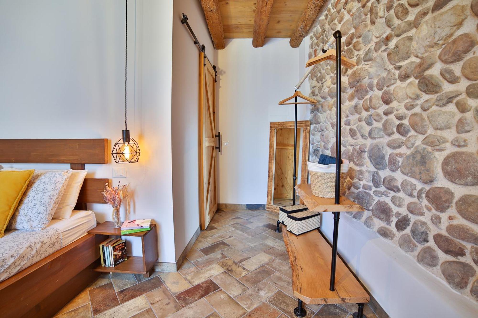 Casa Nostra - Garda Rooms Cavalcaselle Exterior photo